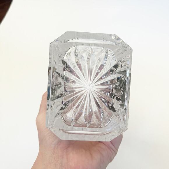 Vintage HOFBAUER Birds Heavy Cut Crystal Vase RUBY RED FLASH HEAVY 7" H 90s MCM - Picture 4 of 4